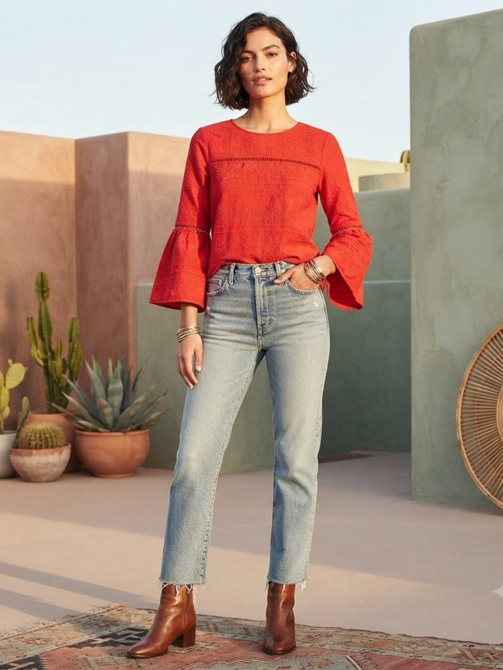 Gap red top